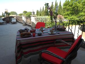 Appartements Lourmarin,Domaine de Casteuse Appartement LES OLIVIERS : photos des chambres