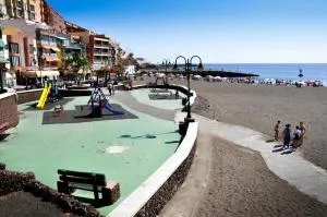 Bright flat in Salinetas Beach - Telde