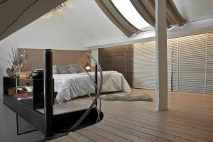 Duplex Suite room in Smartflats Design - Place Jourdan