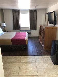 Ameri-Stay Inn & Suites