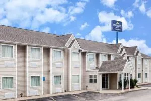 Microtel Inn & Suites by Wyndham Ardmore - Shay