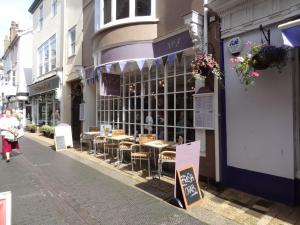 The Old Brasserie & Rooms @ no.8