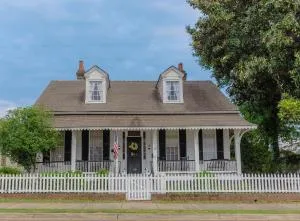 Riverboat Bed & Breakfast - Lorman