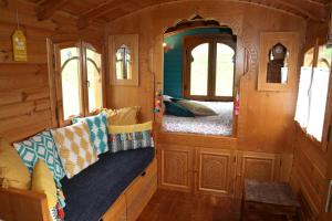 Maisons d'hotes Roulottes Montagne Pyrenees : photos des chambres