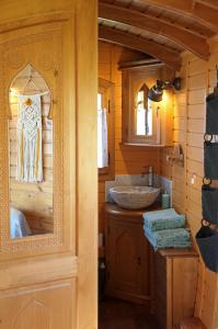 Maisons d'hotes Roulottes Montagne Pyrenees : photos des chambres