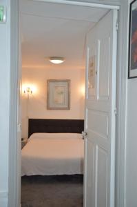 Hotels Hotel Victor Hugo : photos des chambres