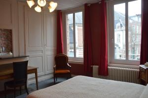 Hotels Hotel Victor Hugo : photos des chambres