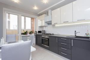 Apartament Kvartira v tsentre Minska (metro Frunzenskaia) Mińsk Białoruś