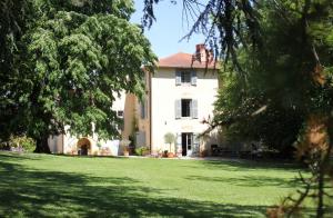 Pension Demeure des Monts d'Or Curis Frankreich