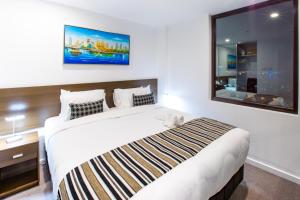 Spencer Street Apartments