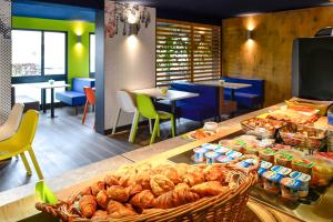 Hotels Ibis Budget Montbeliard : photos des chambres