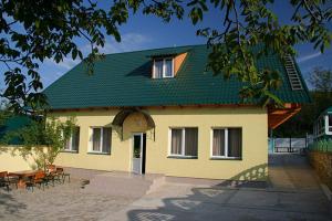 Перлина Дністра