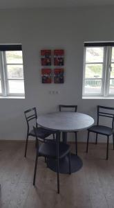 LL Properties - The Old Town Retreat