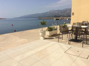 3 star Апартамент Apartments Jakov Винерац Хърватска