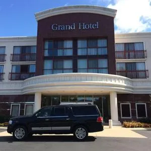 Grand Hotel - Mountain View