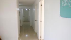 The Palines Apartment Hotel near Brittany Palazzo, Evia Mall Alabang