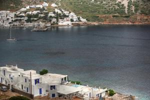 Delfini Sifnos Greece