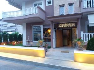 Epavlis boutique apts Pieria Greece