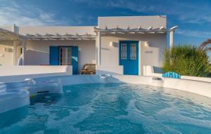 Eiriana Luxury Suites Milos Greece