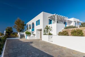 Eiriana Suites