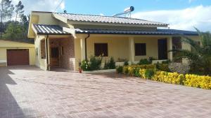 Olival House