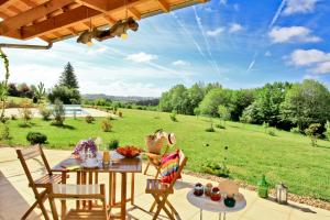 Les Deux Moiselles - Le Cheyssignaguet