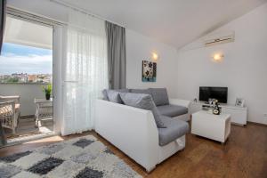 Apartment Lidija
