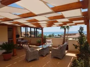 B&B e Casa Vacanza al Castello - روشيلا لونيكا