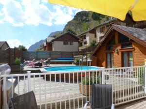 Hotels Cosy Appart'Hotel - Panoramic Village - La Grave : photos des chambres