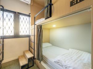 Sloth Hostel Khaosan