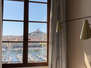 Hotels Hotel Belle-Vue Vieux-Port : Chambre Double Supérieure - Vue sur Vieux Port