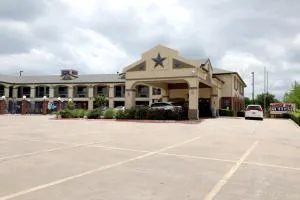 Ranger Inn & Suites - Arlington