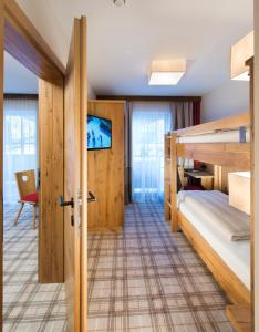 Family Room with Balcony room in Hotel Sendlhof