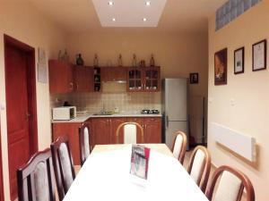 Three-Bedroom Apartment room in Nyárfás Vendégház