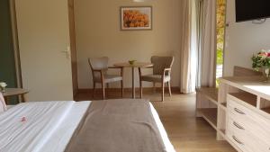 Hotels Lou Paradou : photos des chambres