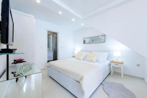 San Lorenzo Deluxe Room with Balcony