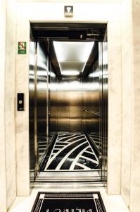 MB By The Sea Apartments Art Deco