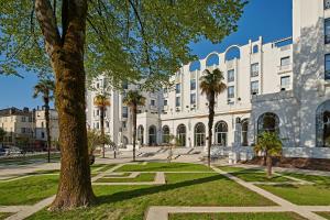 Hotel & Spa Vacances Bleues Le Splendid - 4-star hotels in Dax