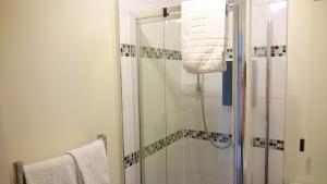 Canal View Bed And Breakfast