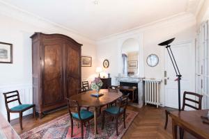 Veeve - Tranquility by Le Jardin du Luxembourg