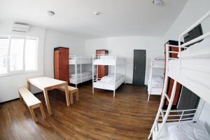 Apartment for 8 room in Art Rock Downtown Hotel