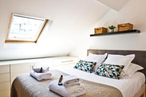 Pick A Flat s Apartments in Batignolles - Rue Biot