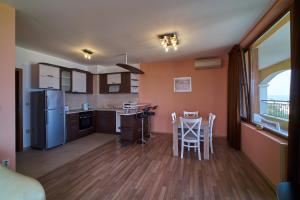 Sea Panorama Apartments Golden sands