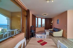 Sea Panorama Apartments Golden sands