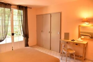 Hotels Hotel Les Mazets Des Roches : photos des chambres