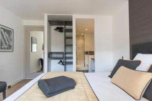 B&B / Chambres d'hotes A l'Ombre des Pins : photos des chambres