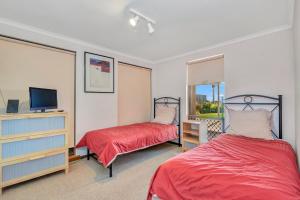 Queensland South - Aldinga Beach - C21 SouthCoast Holidays