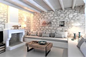 Sand Key Villa 2 Paros Greece