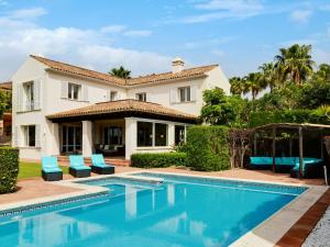 Vasaras māja Luxurious Villa in Sotogrande with Swimming Pool Sotogrande Spānija