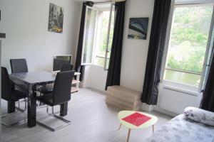 Joly photo 21